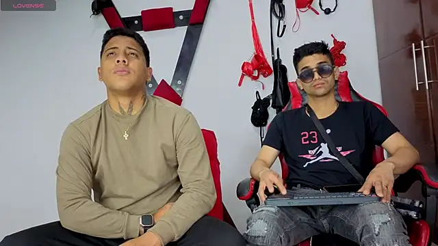 Alejandro and Deiby online show from 06/19/26, 03:00