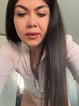 LoveYou2899 online show from 06/16/26, 05:10