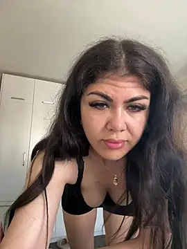 LoveYou2899 online show from 06/28/26, 07:03