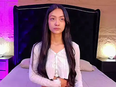 Ella Walsh online show from 06/30/26, 12:17