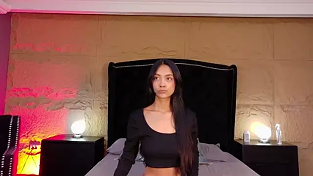 Ella Walsh online show from 07/21/26, 11:45
