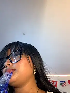 maryale01 online show from 07/04/26, 12:17