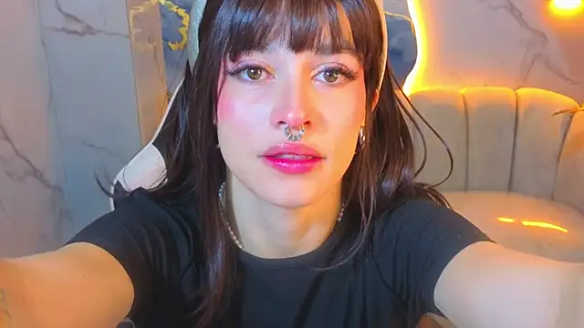 Lily Tx online show from 06/23/26, 12:36