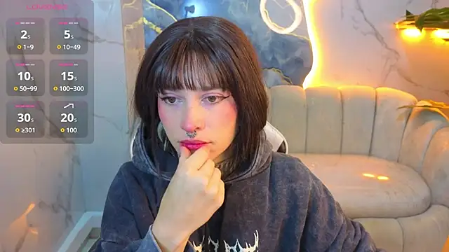 Lily Tx online show from 07/28/26, 12:34