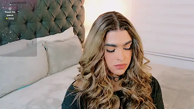 Snapshot of Scarlethvhonparker chatting on 10/03/25, 01:57 Scarlethvhonparker online show from 10/03/25, 01:57