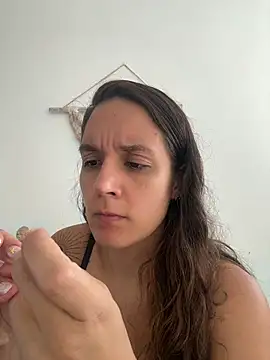 SOPHIA VELMONT online show from 07/04/26, 07:31