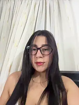 Lunna Elisa online show from 08/08/26, 03:08
