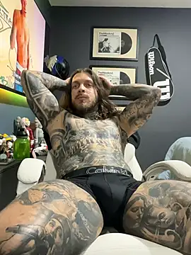 ThomasHells online show from 07/07/26, 06:47