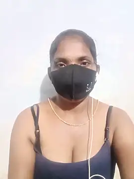 Snapshot of akshaya4311 chatting on 06/15/26, 03:58 akshaya4311 online show from 06/15/26, 03:58