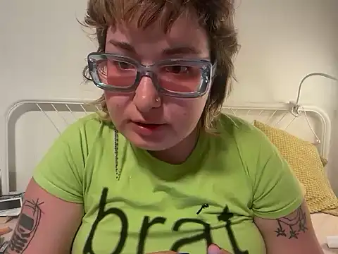 mysteradecadent online show from 06/14/26, 12:41