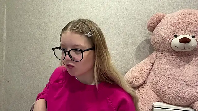MarlaMotsinger online show from 06/13/26, 11:19