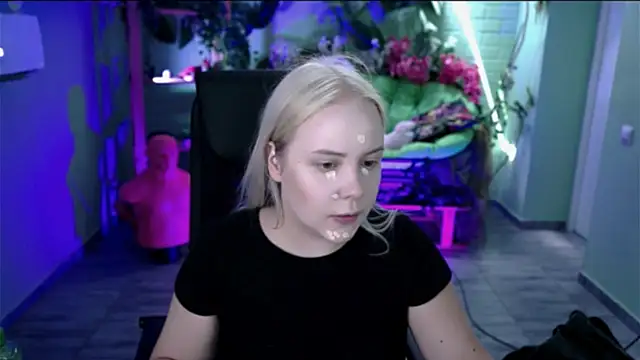stellawatts online show from 07/05/26, 08:10