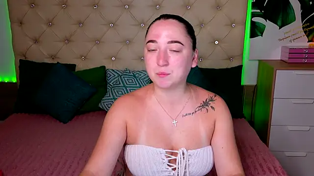 AVA MAXIMUS online show from 07/14/26, 04:50
