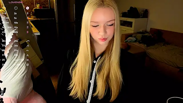 Snapshot of viyy chatting on 07/28/26, 07:39 viyy online show from 07/28/26, 07:39