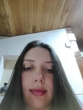 Bella Karoline online show from 07/08/26, 11:53