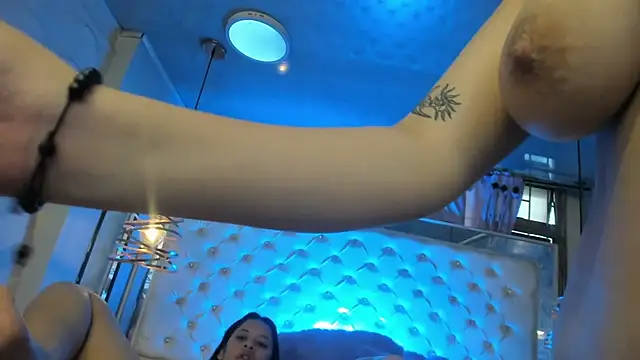 Tifanny-Val online show from 07/09/26, 12:31