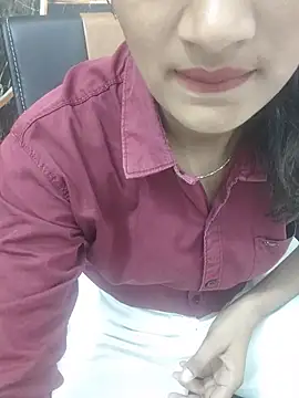 Ritika jha01 online show from 06/22/26, 04:53