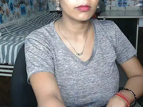 NottyMomo online show from 07/04/26, 11:38