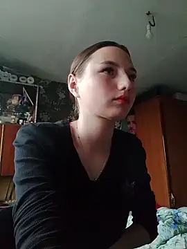 Snapshot of DonnaMayer chatting on 06/17/26, 03:57 DonnaMayer online show from 06/17/26, 03:57