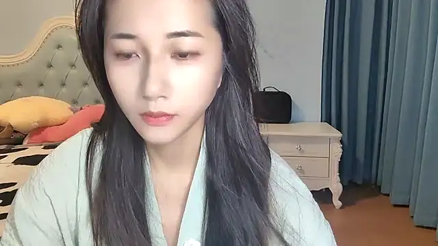 Qianqian-666 online show from 06/24/26, 08:57
