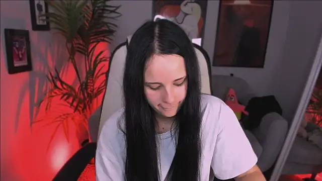 AmeliaRiviera online show from 07/28/26, 03:21