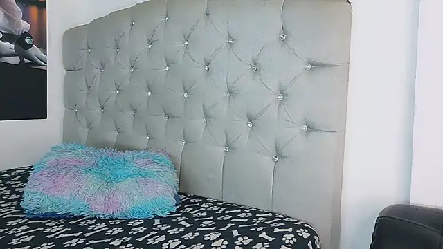 crazy love 20 online show from 07/30/26, 03:11
