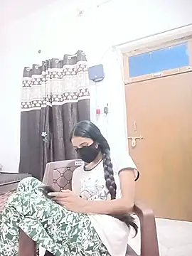 Riya cum33 online show from 07/15/26, 05:40