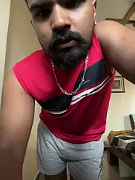 Snapshot of vinay1018 chatting on 07/01/26, 12:18 vinay1018 online show from 07/01/26, 12:18