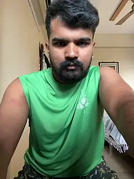 Snapshot of vinay1018 chatting on 07/25/26, 07:50 vinay1018 online show from 07/25/26, 07:50