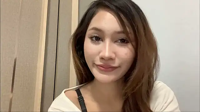 pinq love online show from 06/16/26, 10:29