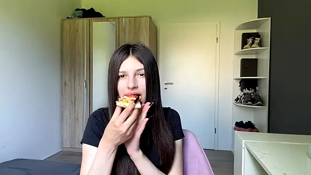 SpanishRooter online show from 06/22/26, 10:01