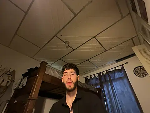 Leo Saint  online show from 06/14/26, 07:16