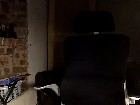 boyasiannnn online show from 07/18/26, 02:54