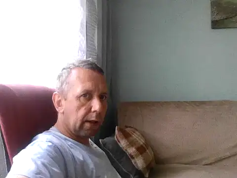 Snapshot of RafalekRozmarynowski81 chatting on 07/01/26, 05:42 RafalekRozmarynowski81 online show from 07/01/26, 05:42