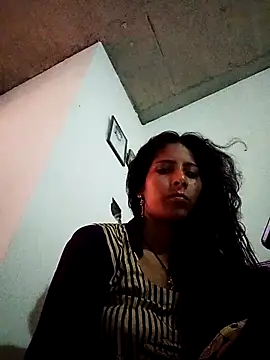 Snapshot of cutiegirlll chatting on 06/28/26, 06:30 cutiegirlll online show from 06/28/26, 06:30