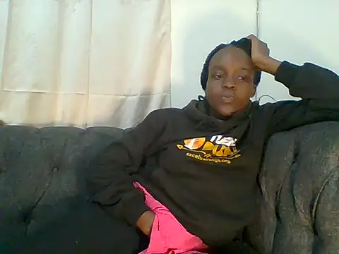 Sexylov25 online show from 06/14/26, 08:33