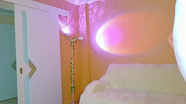 SweeetMia online show from 06/25/26, 05:12