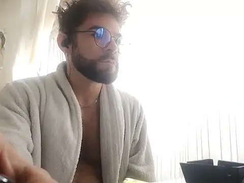 Snapshot of EnricoNetto chatting on 06/27/26, 11:15 EnricoNetto online show from 06/27/26, 11:15
