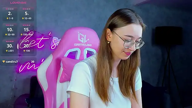 Lucy Green online show from 06/27/26, 01:10