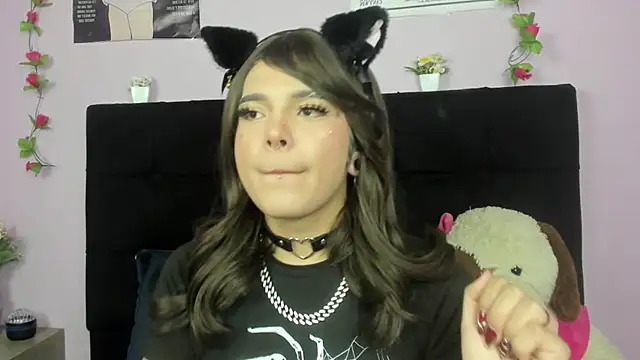 Makii XOXO online show from 07/11/26, 06:54