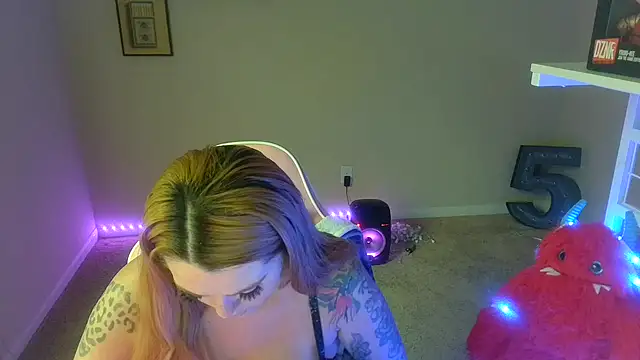 karmathevixen online show from 06/27/26, 06:24