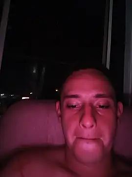 Snapshot of DANTECROS chatting on 06/19/26, 03:55 DANTECROS online show from 06/19/26, 03:55