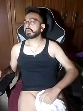 freakkydessi online show from 07/01/26, 12:01