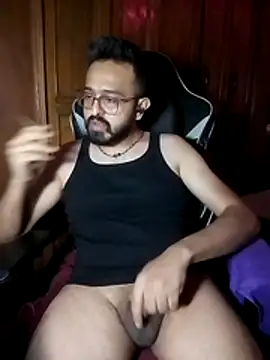freakkydessi online show from 07/08/26, 07:18