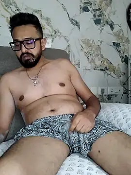 freakkydessi online show from 07/31/26, 07:30