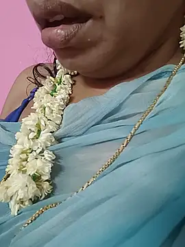 Snapshot of Tamilsexy35 chatting on 07/09/26, 10:36 Tamilsexy35 online show from 07/09/26, 10:36
