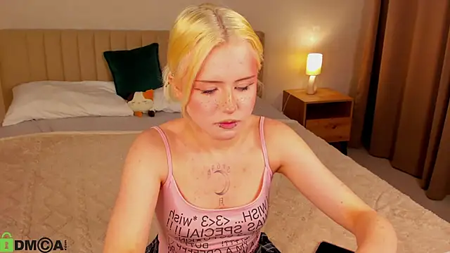 kikipeach online show from 08/02/26, 12:14