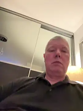 Snapshot of cumboy chatting on 01/02/25, 08:35 cumboy online show from 01/02/25, 08:35