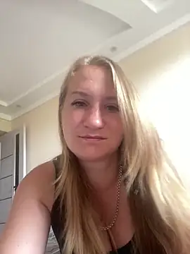 Emilia ki online show from 06/22/26, 10:45
