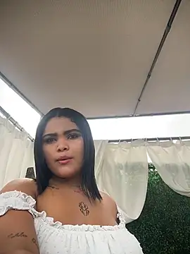 HoneyBunXXX online show from 06/26/26, 01:15
